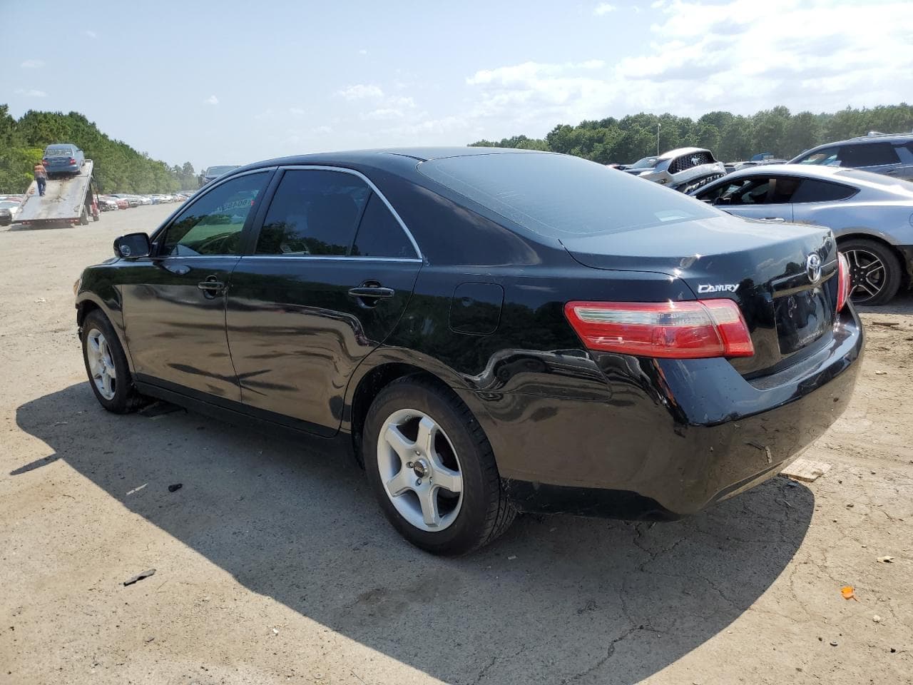 2009 Toyota Camry Le - foto 2