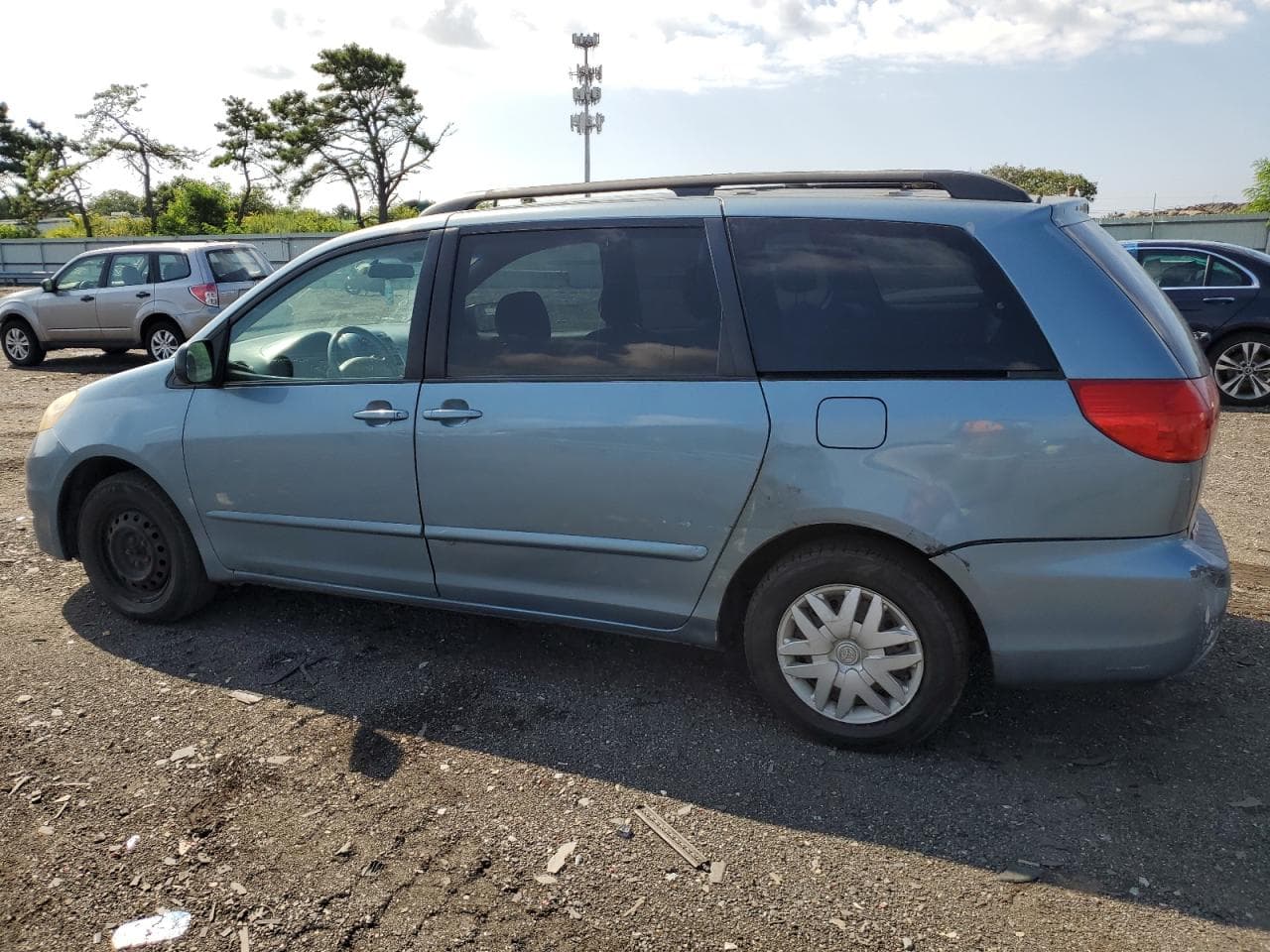 2006 Toyota Sienna Le - foto 2