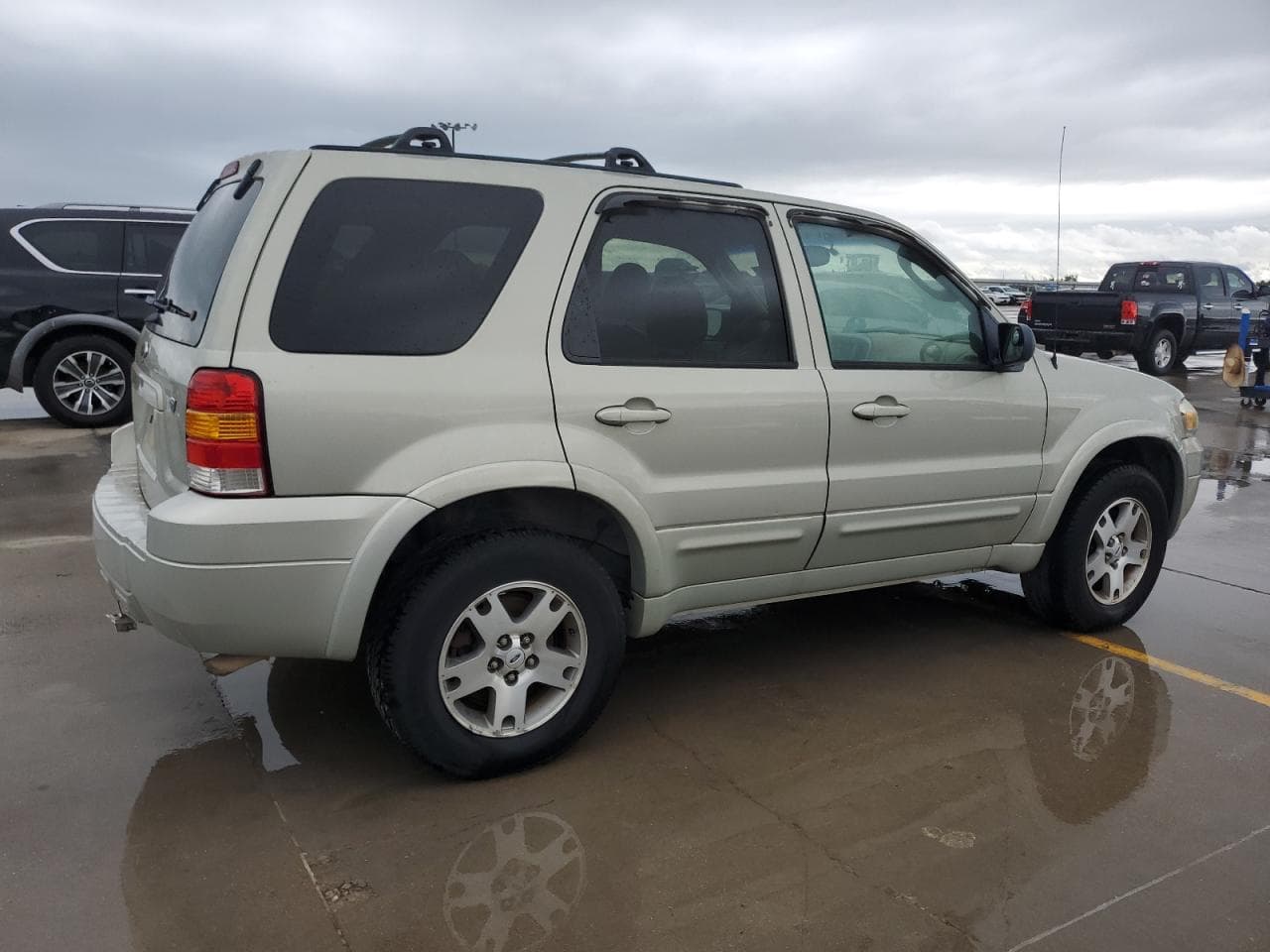 2005 Ford Escape Limited - foto 3