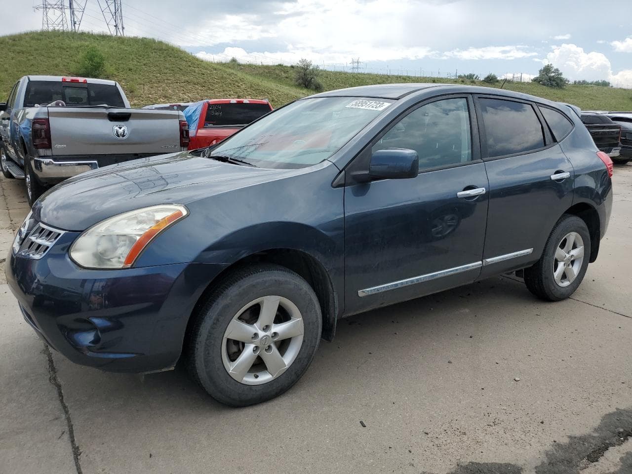 2013 Nissan Rogue S
