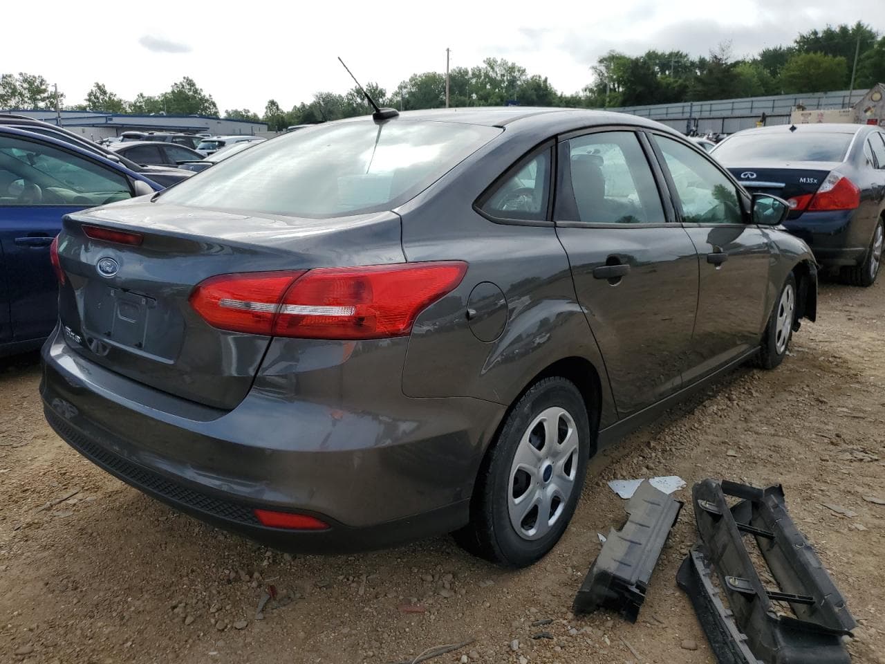 2017 Ford Focus S - foto 3