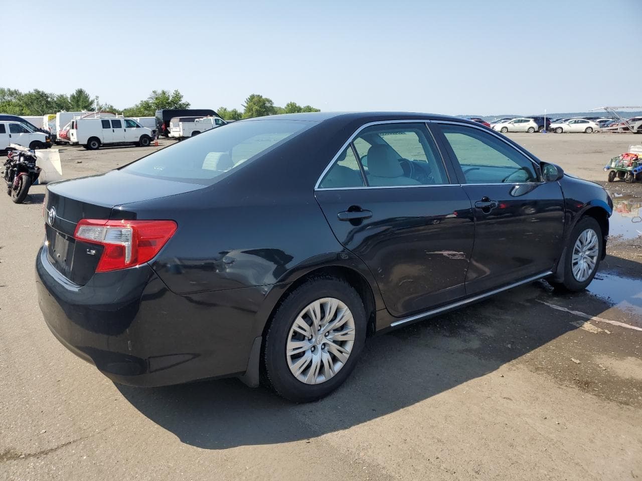 2013 Toyota Camry Le - foto 3