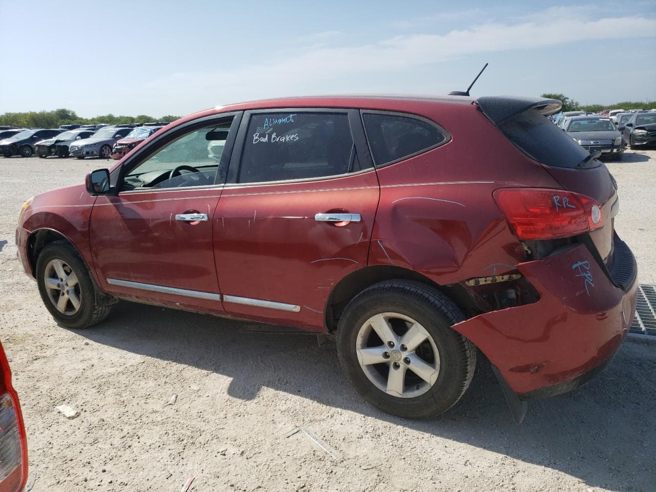2013 Nissan Rogue S - foto 2