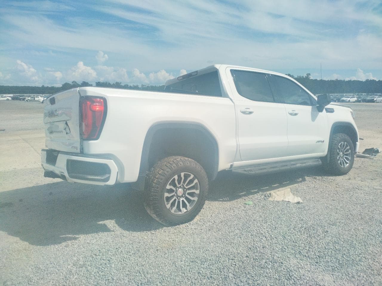 2020 GMC Sierra K1500 At4 - foto 3