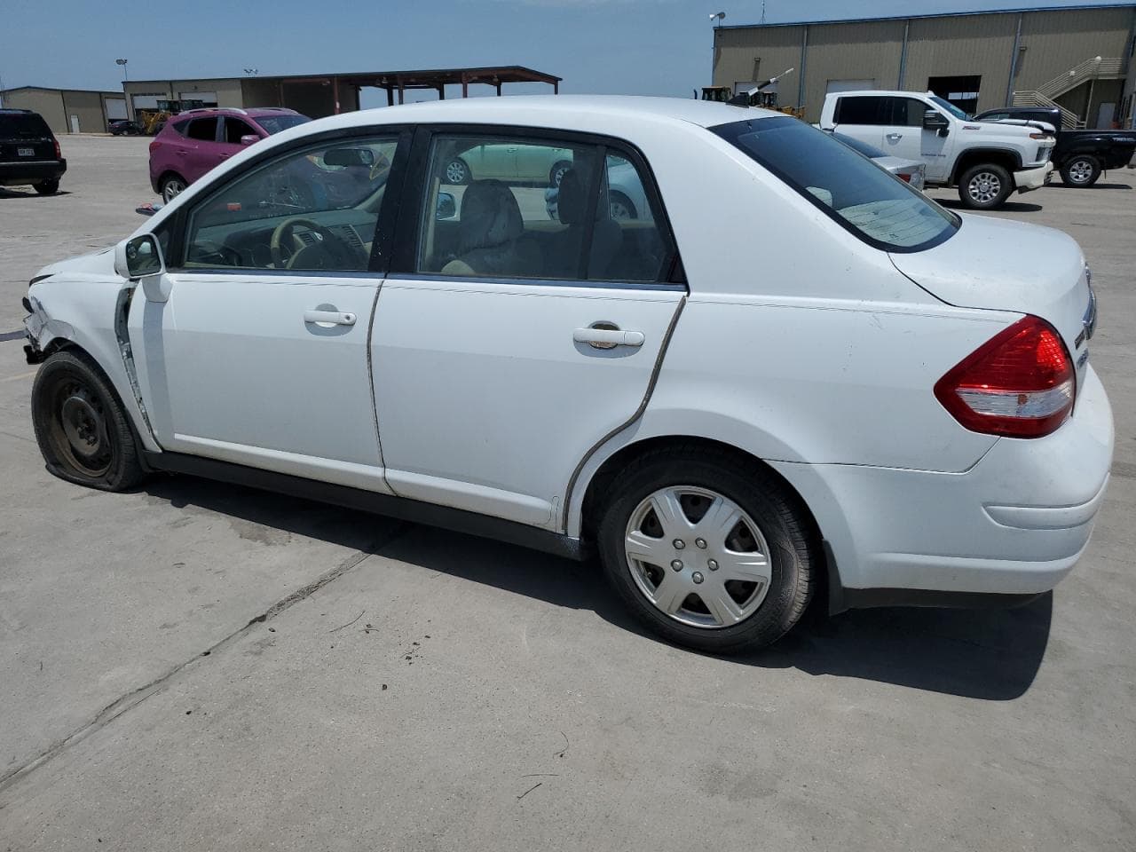 2008 Nissan Versa S - foto 2