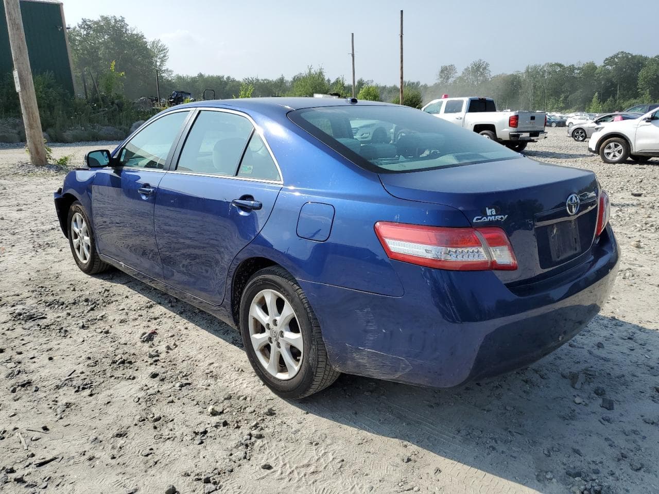 2010 Toyota Camry Le - foto 2