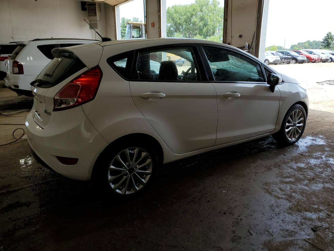 2014 Ford Fiesta Se - foto 2