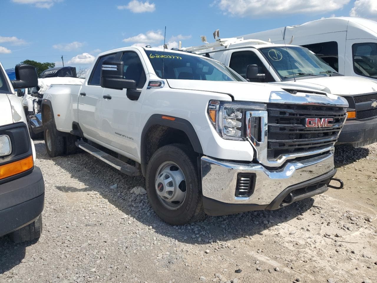 2023 GMC Sierra K3500 - foto 4