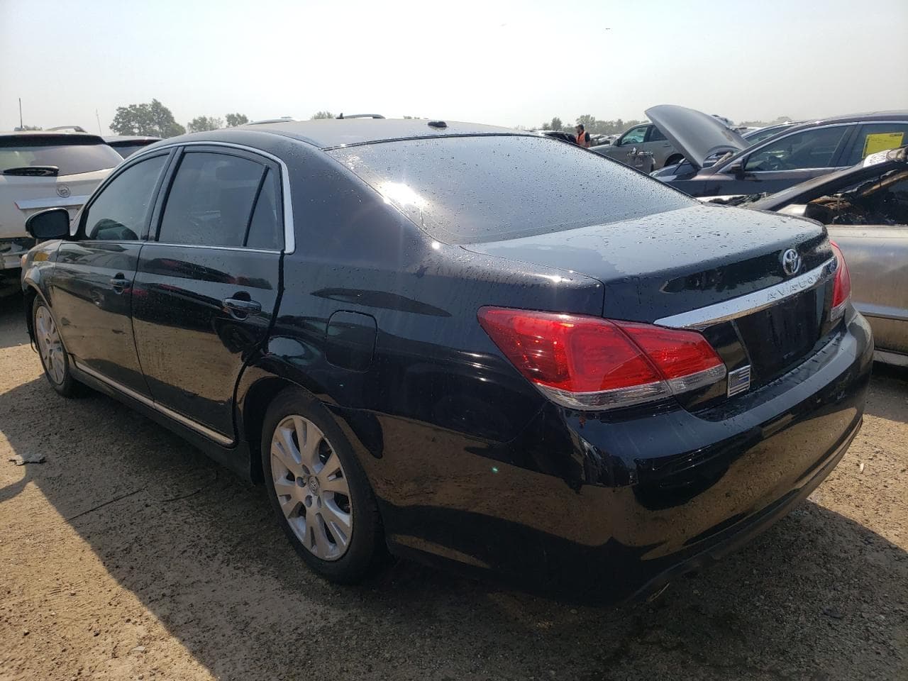 2011 Toyota Avalon Base - foto 2
