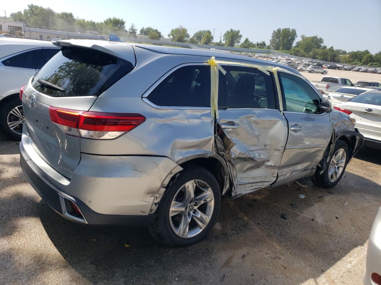 2017 Toyota Highlander Limited - foto 3