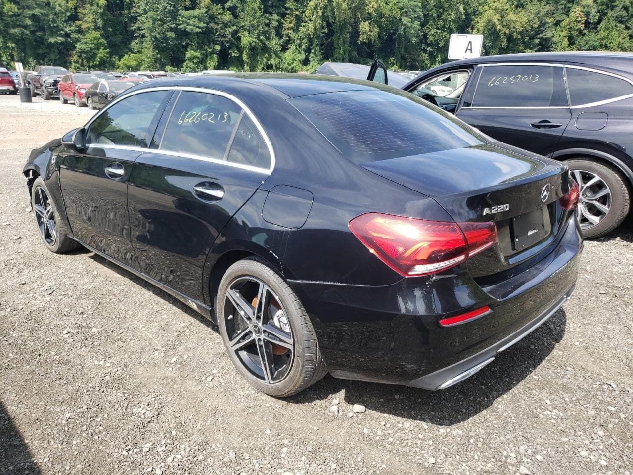 2020 Mercedes-Benz A 220 - foto 2