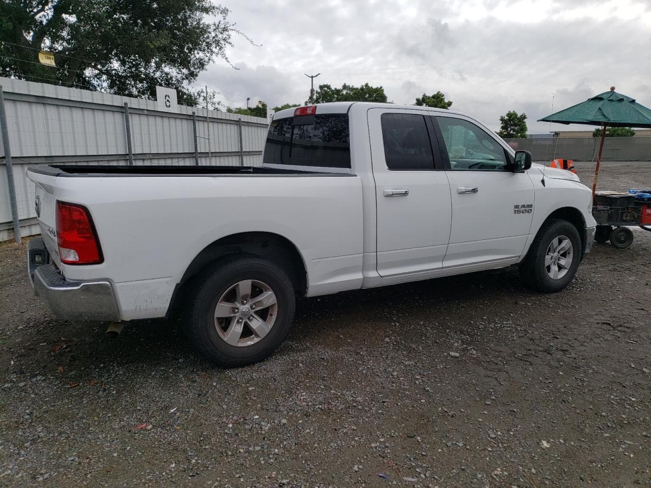 2017 Ram 1500 Slt 4X4 6'4 Box - foto 3