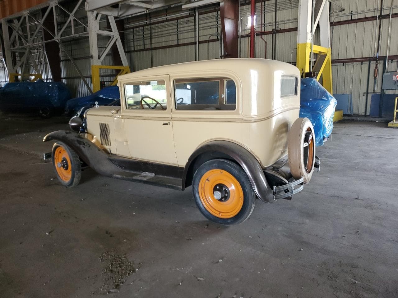 1929 Chevrolet Sedan - foto 2