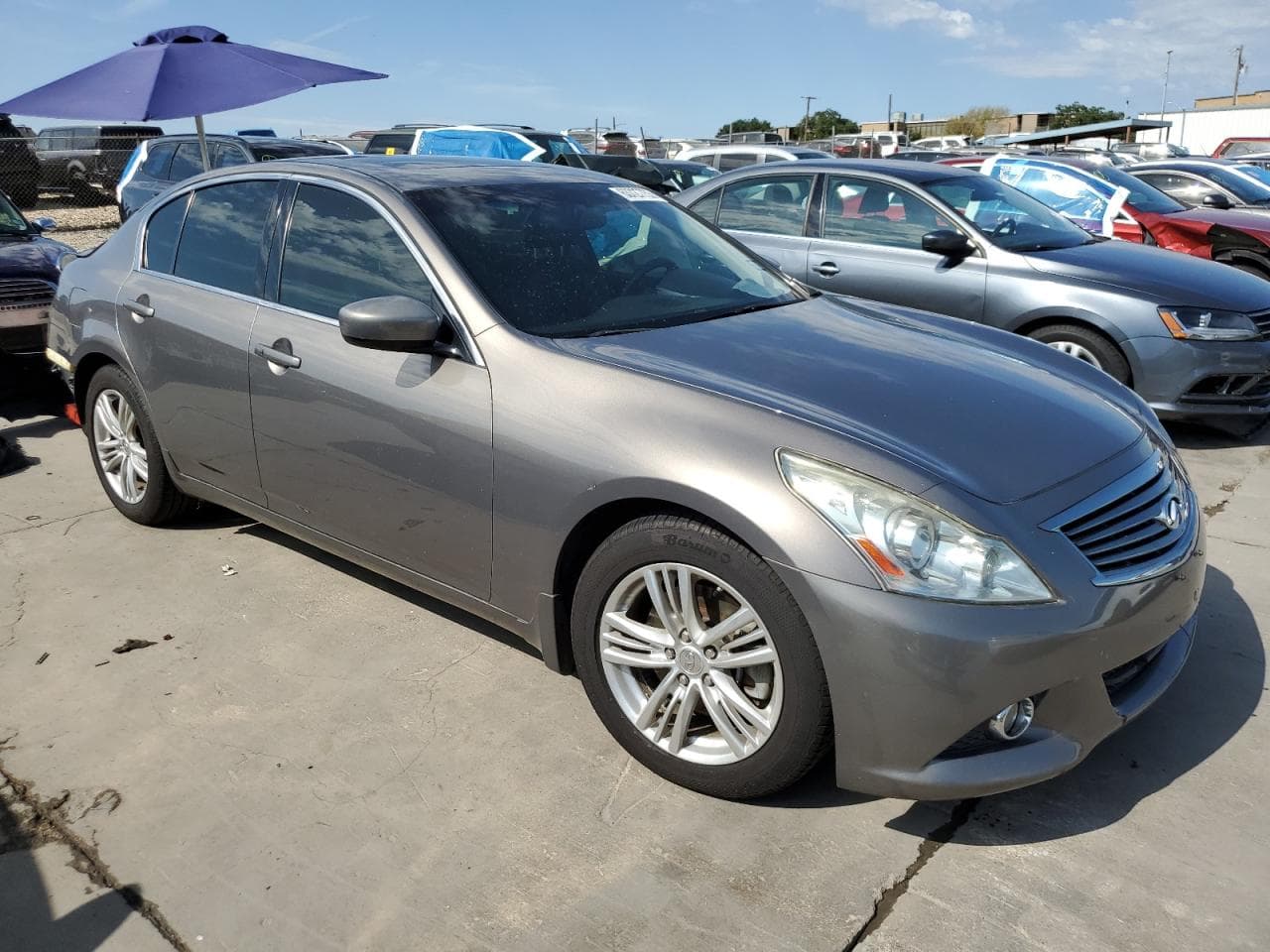 2011 Infiniti G37 Journey - foto 4