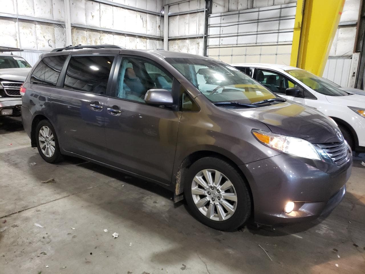 2011 Toyota Sienna Limited - foto 4