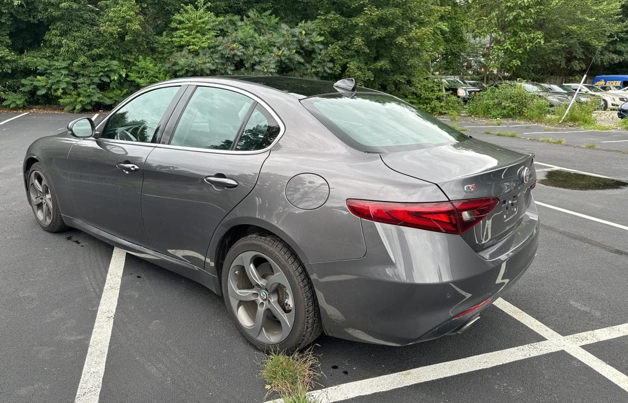 2017 Alfa Romeo Giulia Ti Q4 - foto 3