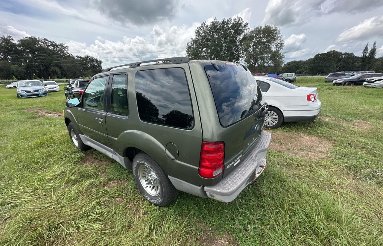 2001 Ford Explorer Sport - foto 2