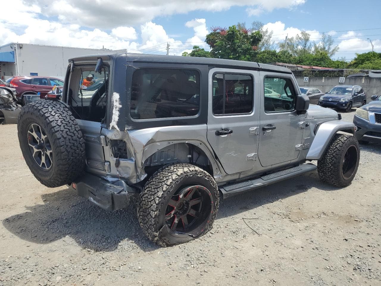 2021 Jeep Wrangler Unlimited Sahara 4X4 - foto 3