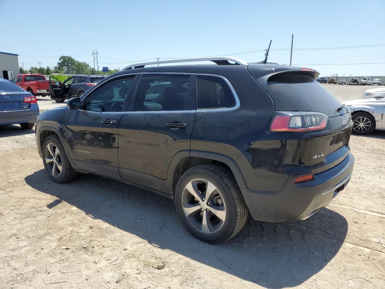 2019 Jeep Cherokee Limited 4X4 - foto 2
