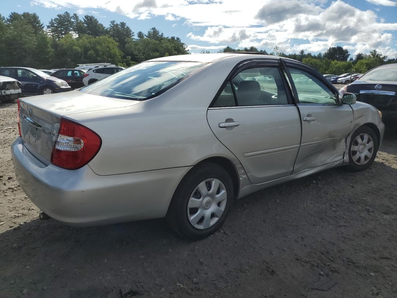 2004 Toyota Camry Le - foto 3