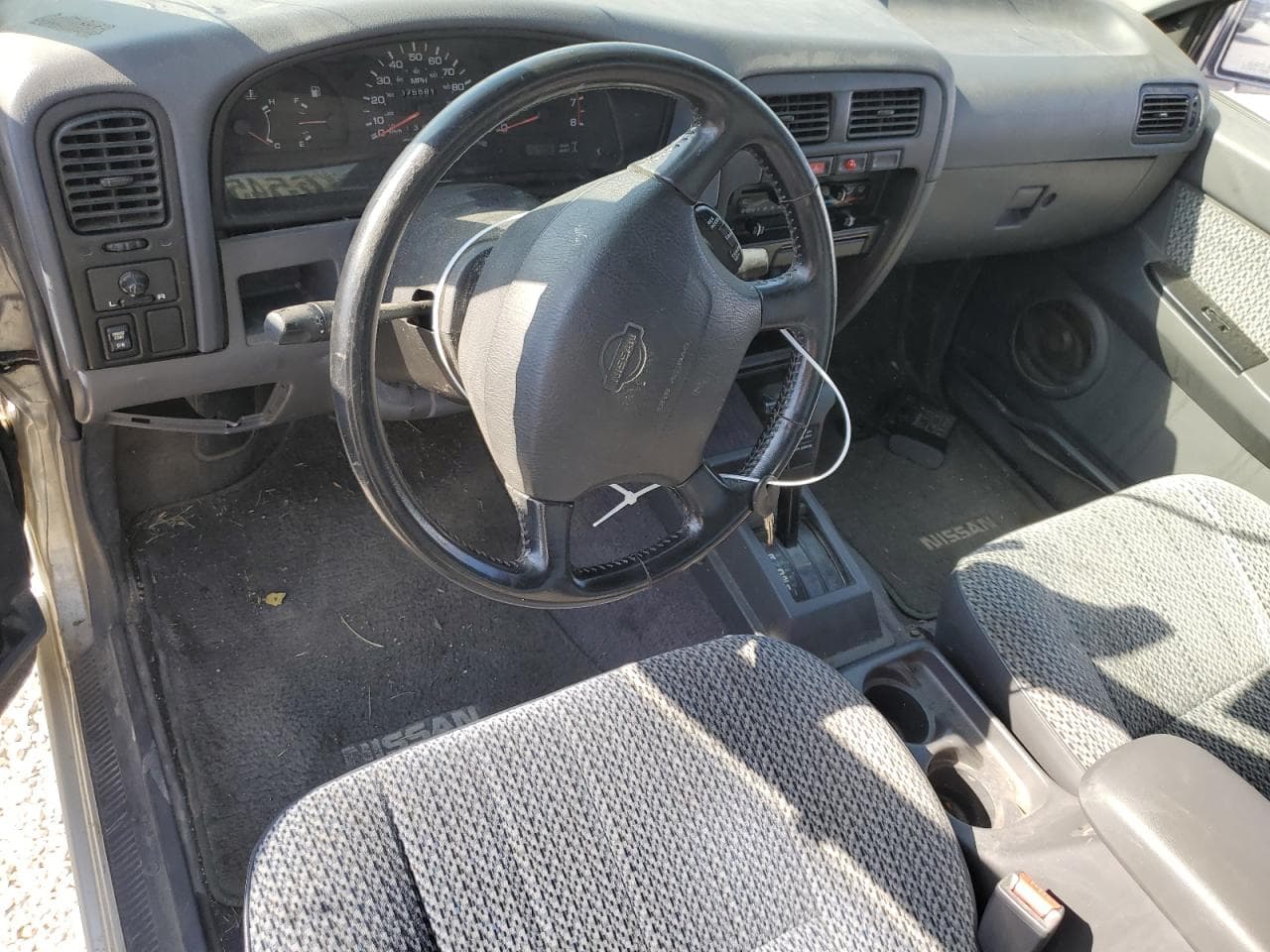 1996 Nissan Truck King Cab Se - foto 4
