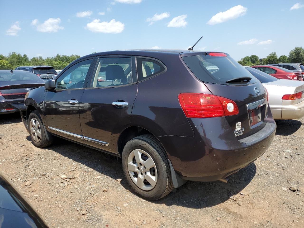 2014 Nissan Rogue Select S - foto 2