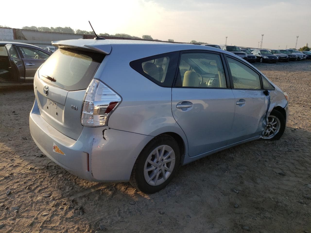 2013 Toyota Prius V Three - foto 3