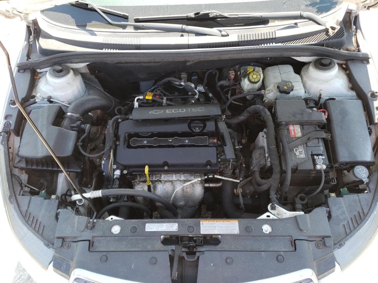 2012 Chevrolet Cruze Ls - foto 2