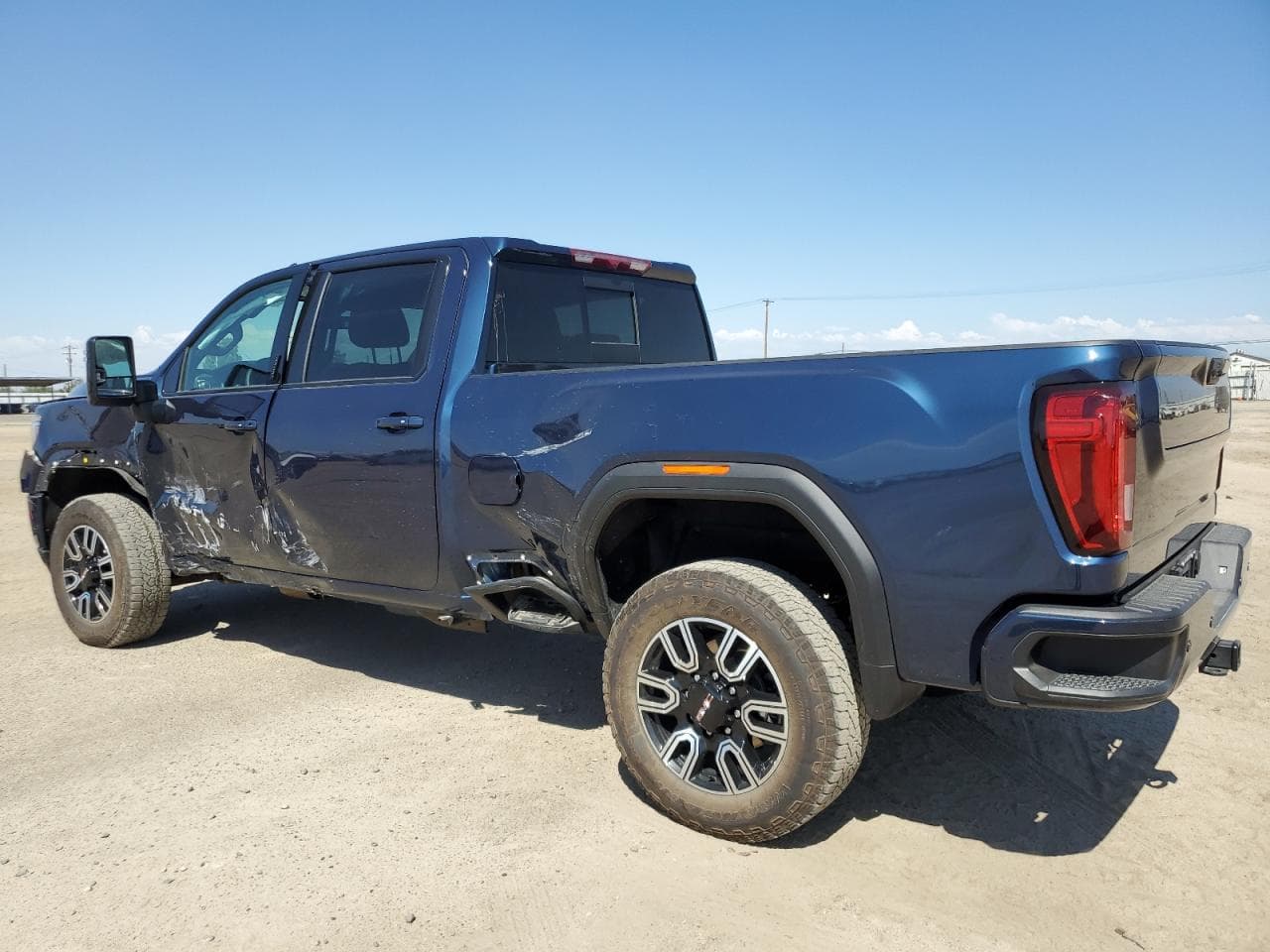 2022 GMC Sierra K2500 At4 - foto 2