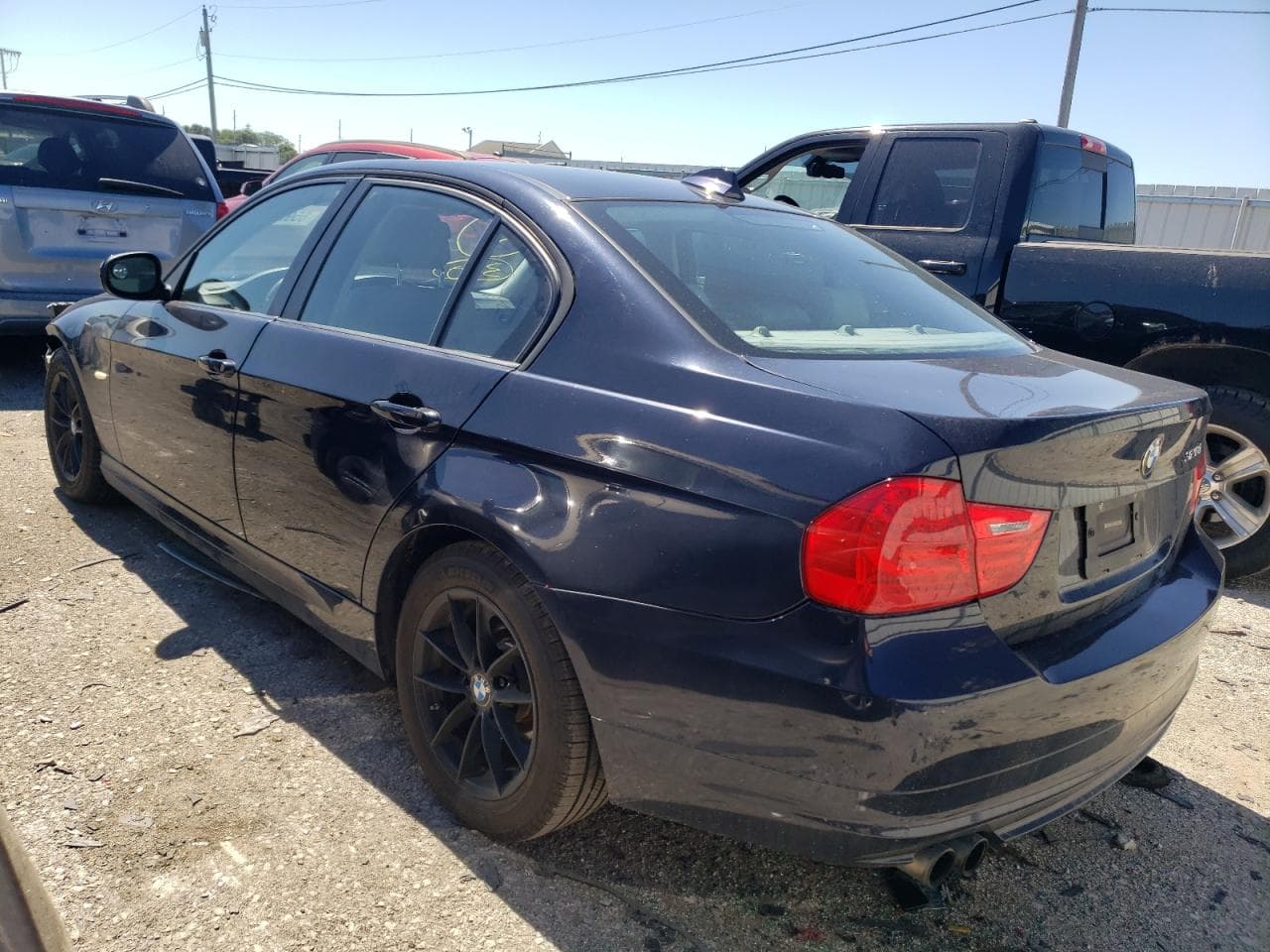 2010 BMW 328 I - foto 2