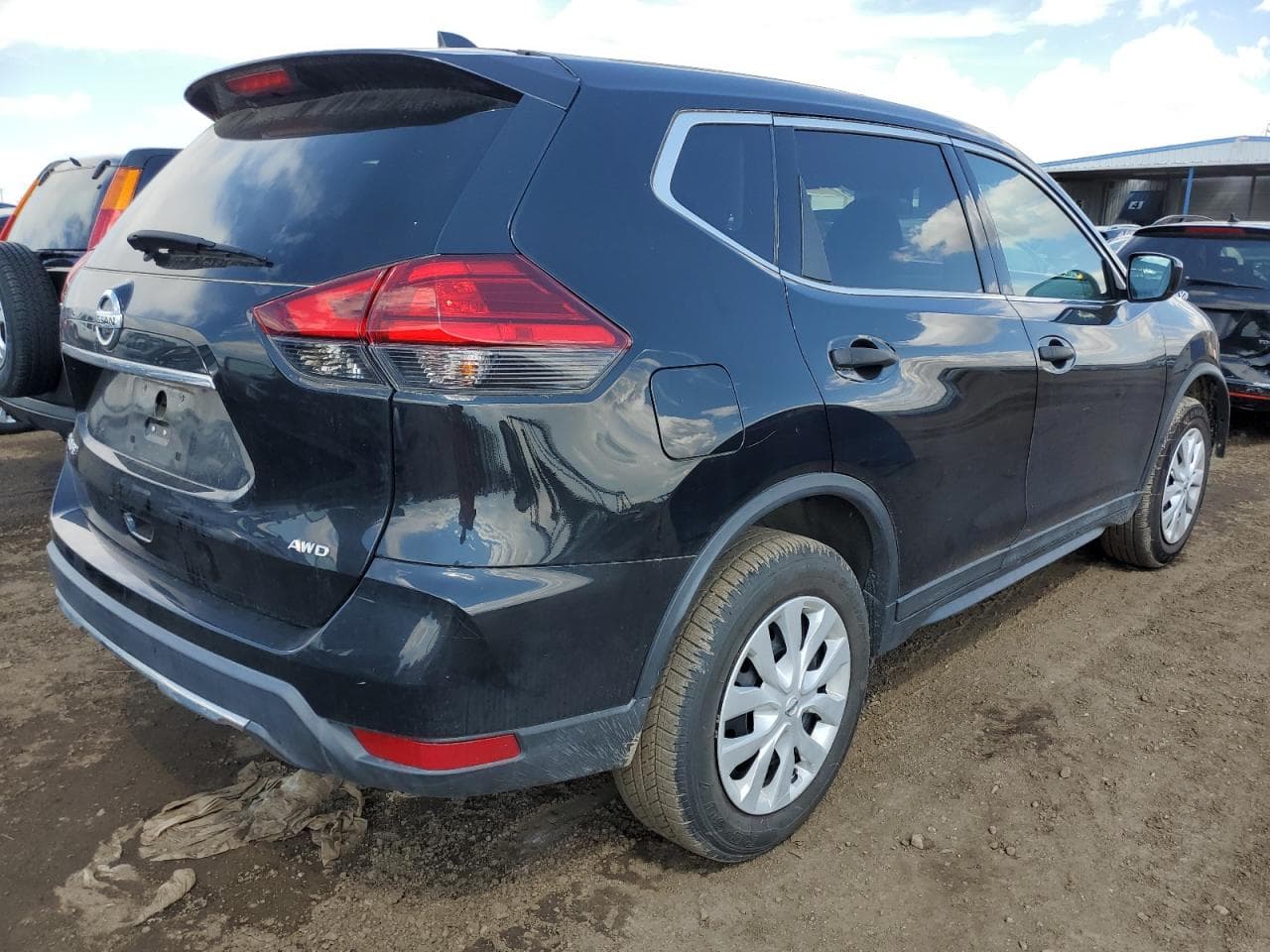 2017 Nissan Rogue S - foto 3