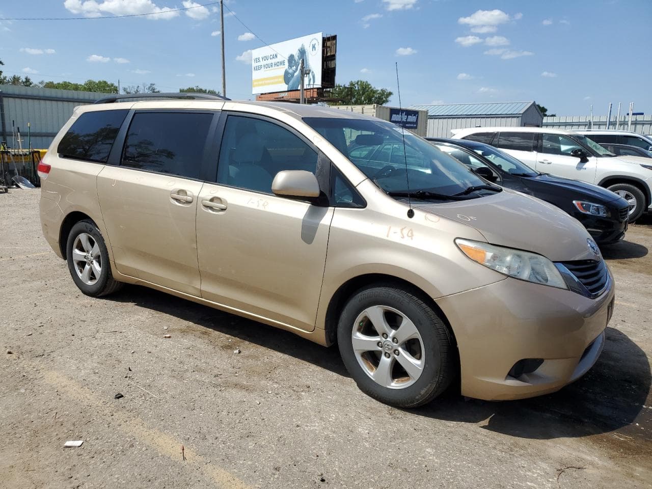 2011 Toyota Sienna Le - foto 4