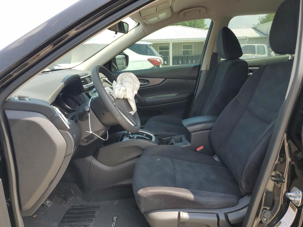 2016 Nissan Rogue S - foto 2
