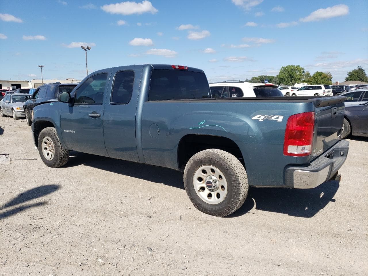 2010 GMC Sierra K1500 - foto 2