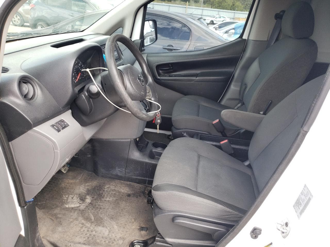 2015 Nissan Nv200 2.5S - foto 4