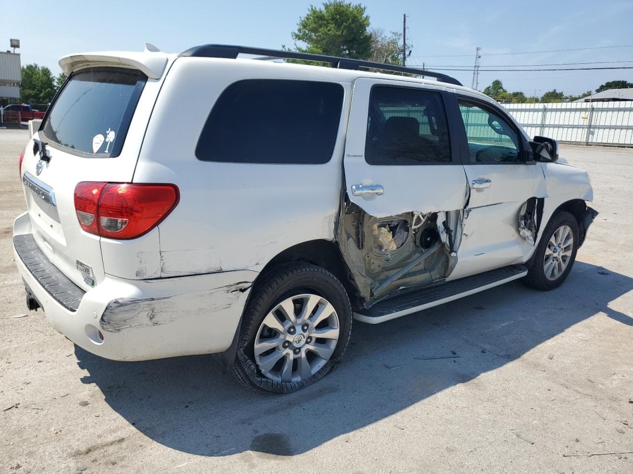 2017 Toyota Sequoia Platinum - foto 3