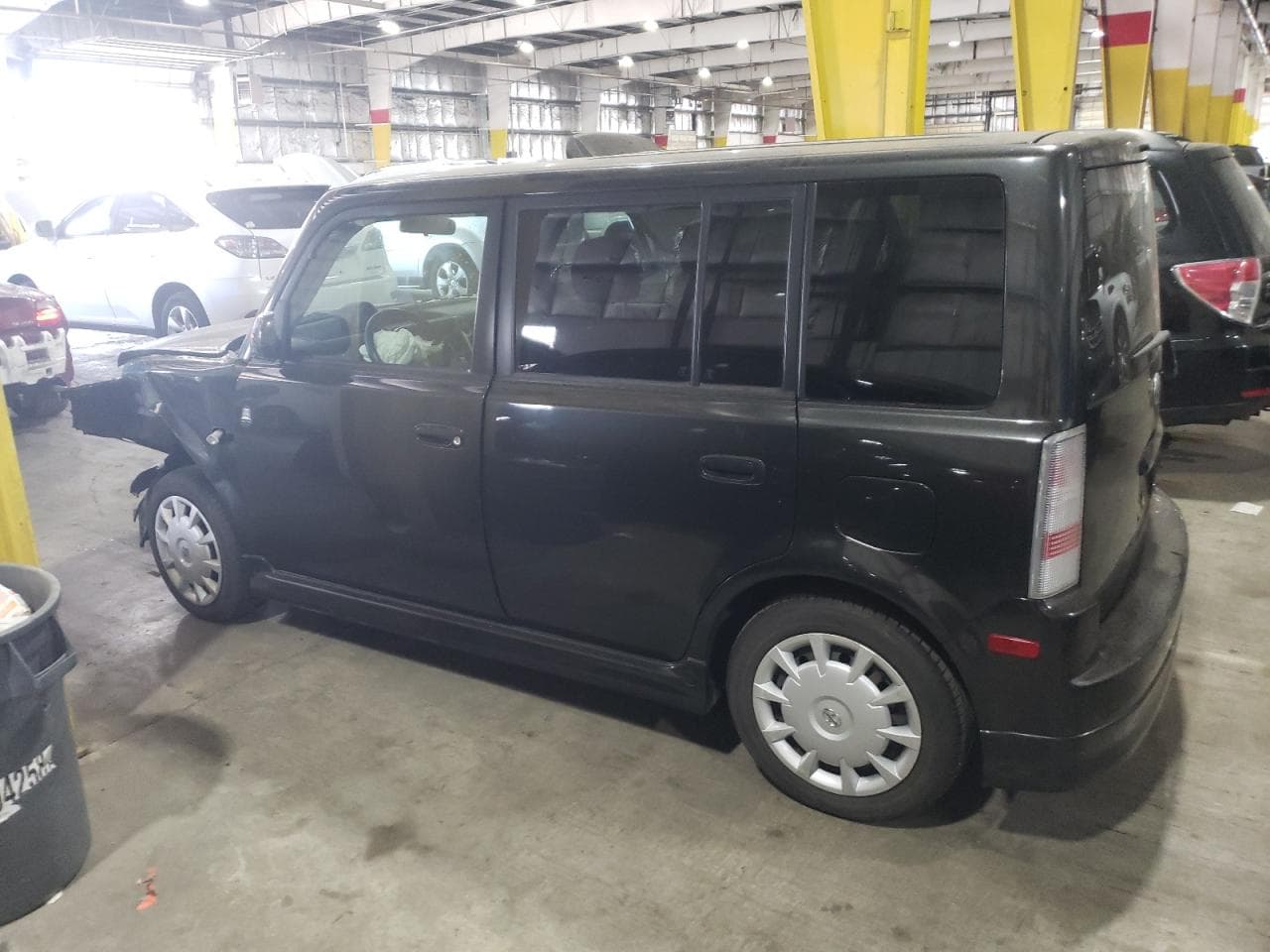 2006 Scion Xb - foto 2