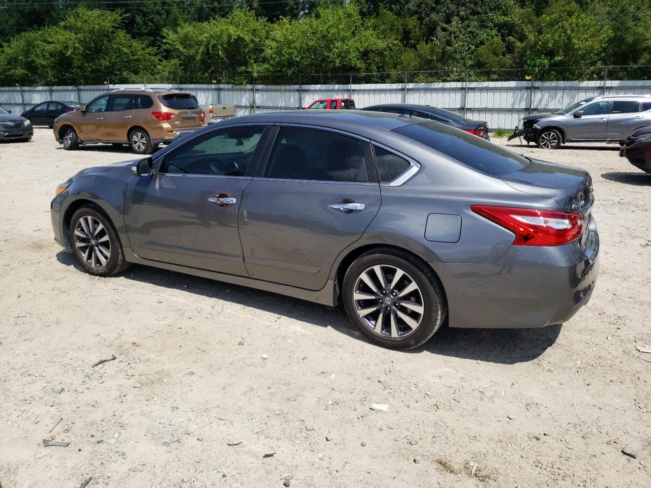 2017 Nissan Altima 2.5 - foto 2
