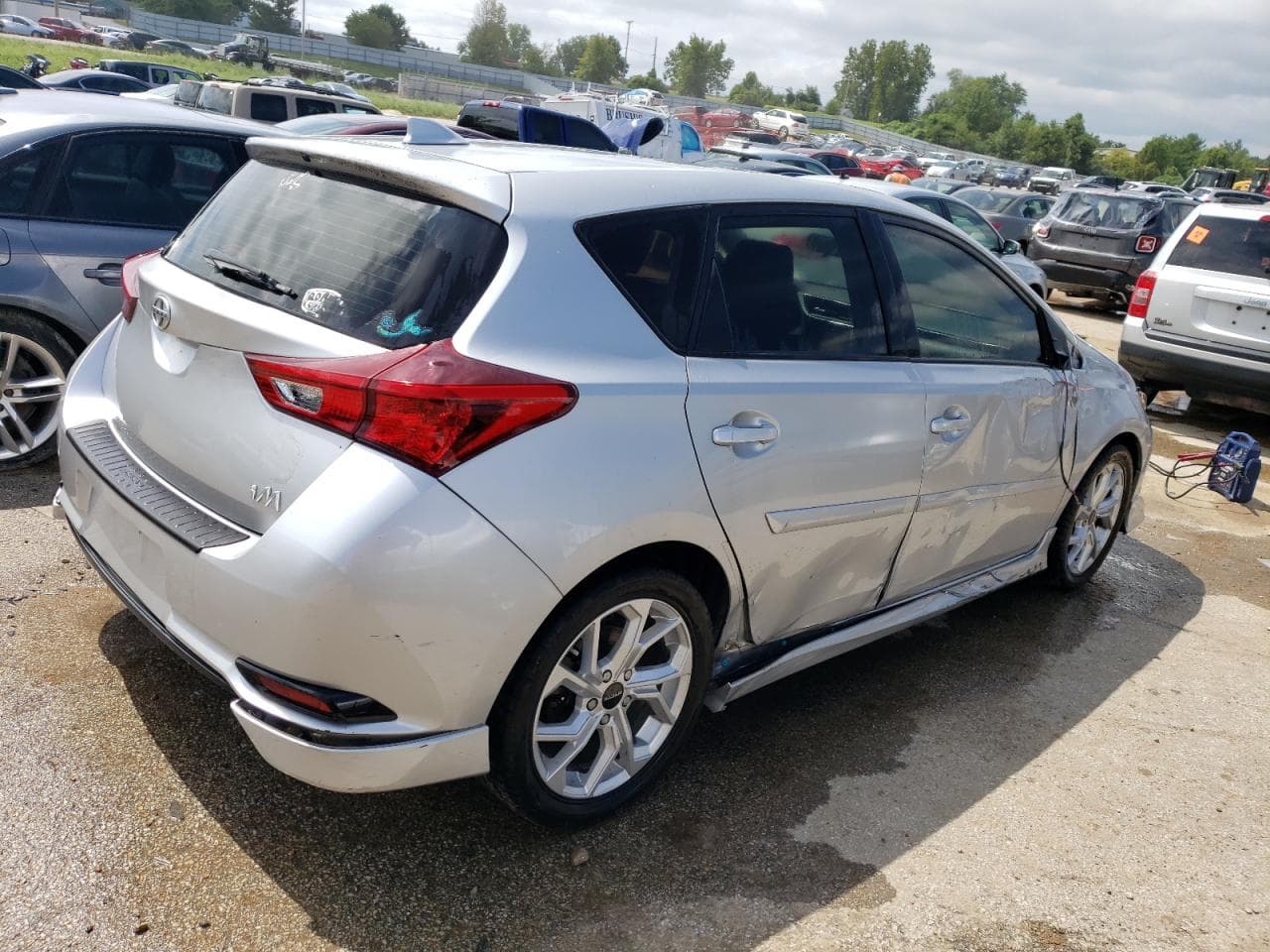 2016 Toyota Scion Im - foto 3