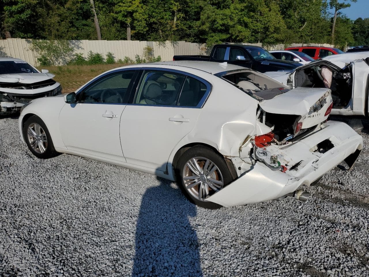 2011 Infiniti G25 Base - foto 2