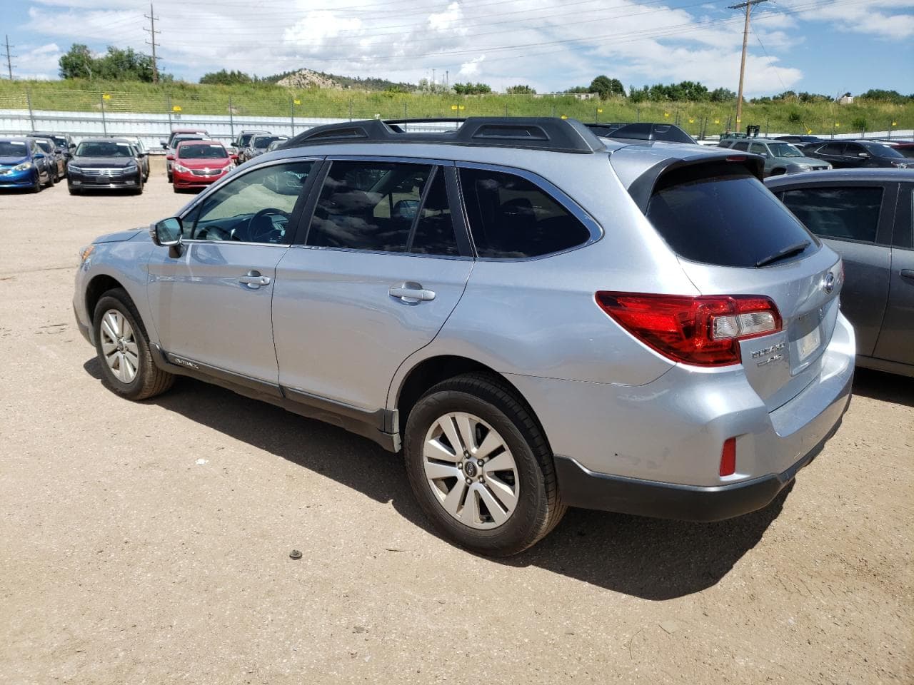2016 Subaru Outback 2.5I Premium - foto 2