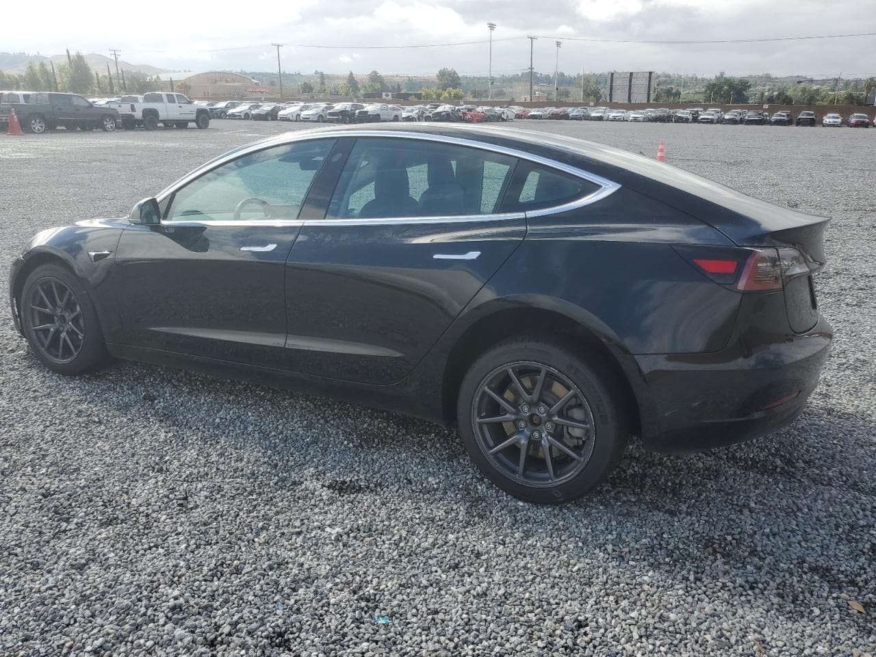 2020 Tesla Model 3 - foto 2