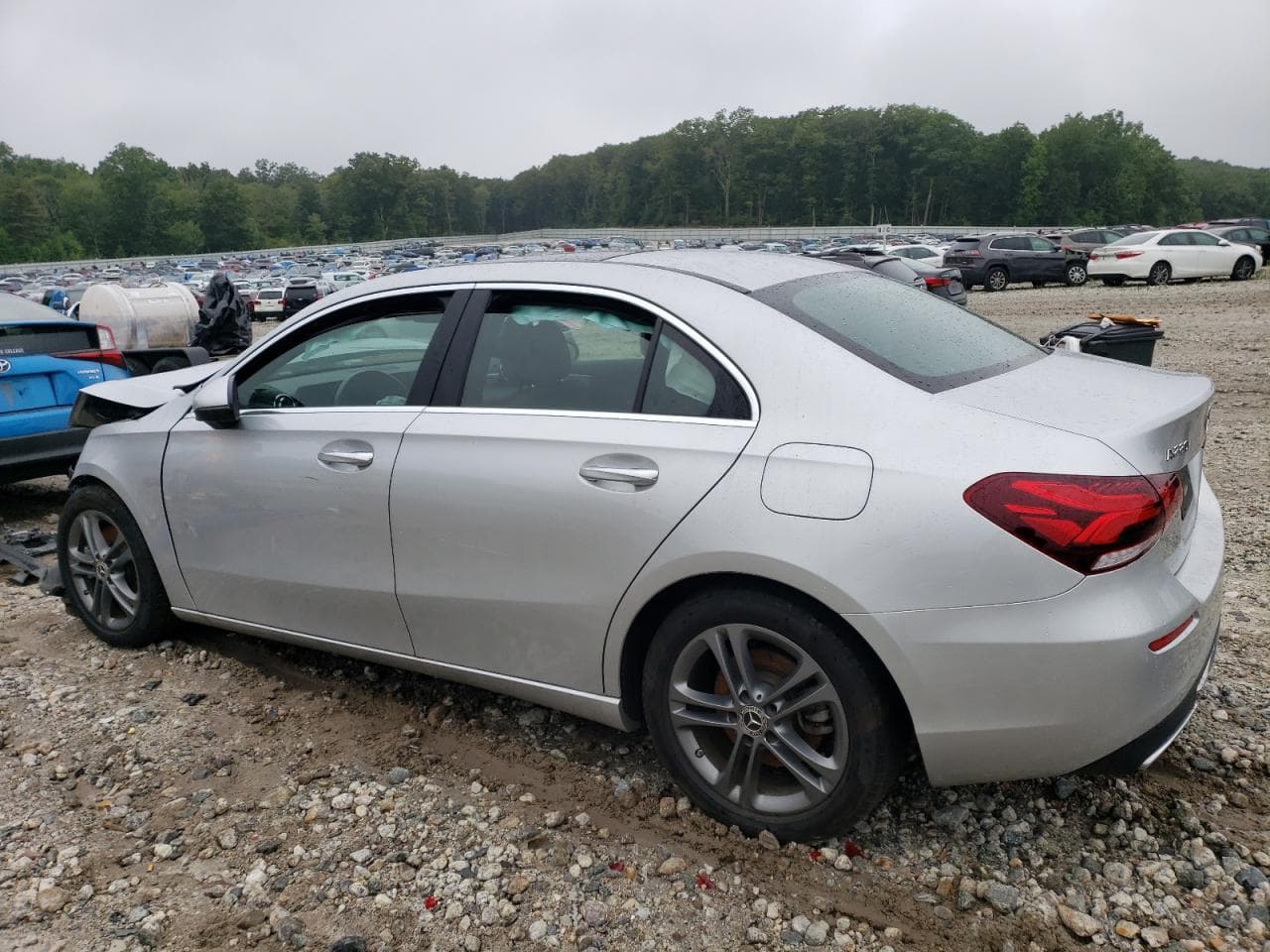 2020 Mercedes-Benz A 220 - foto 2