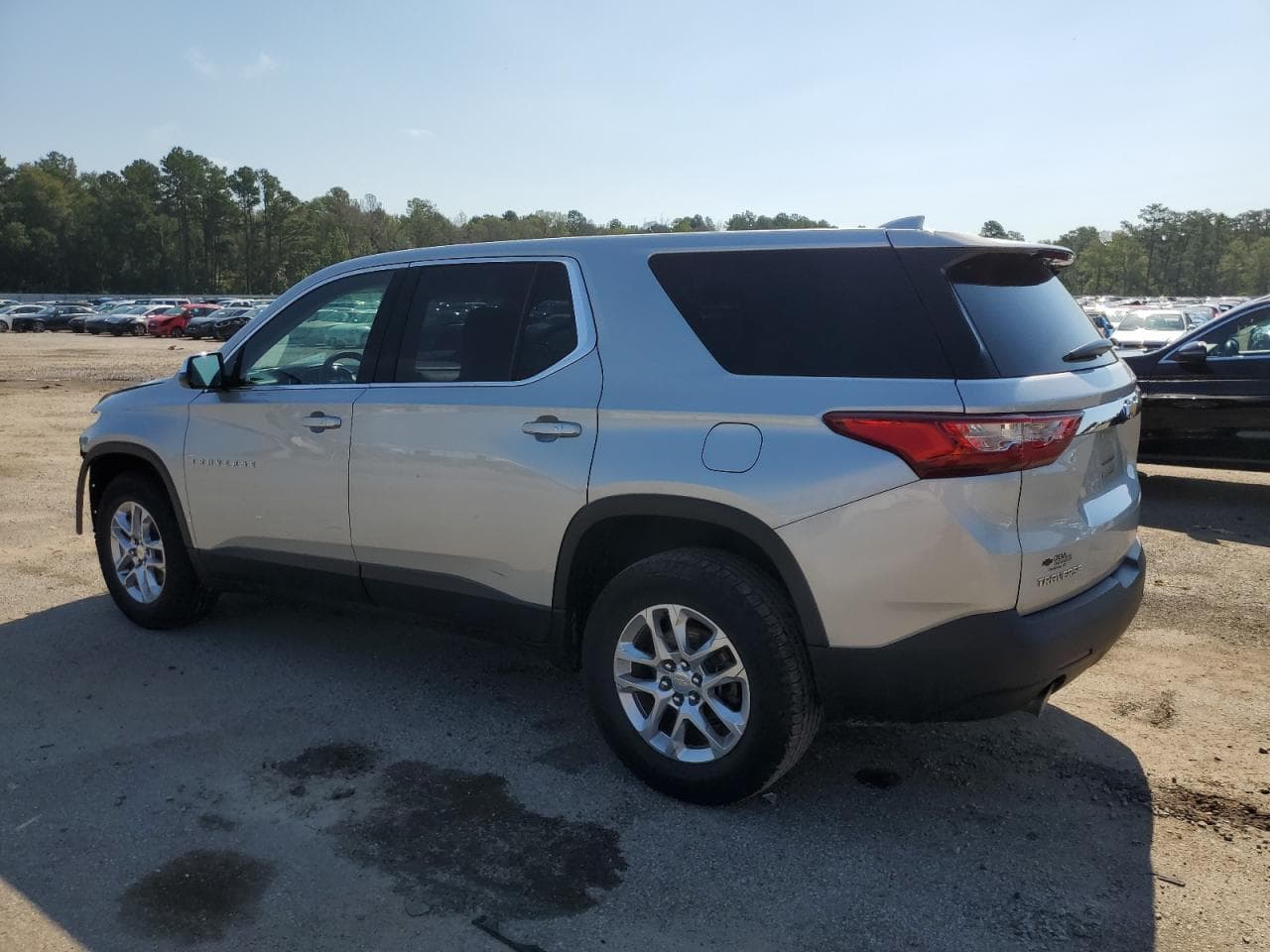 2019 Chevrolet Traverse Ls - foto 2