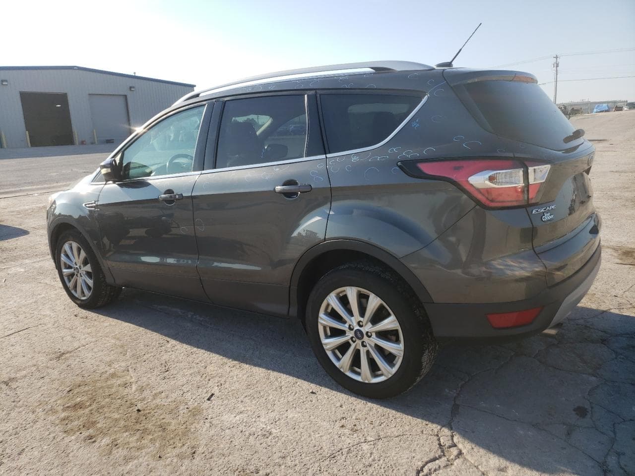 2017 Ford Escape Titanium - foto 2