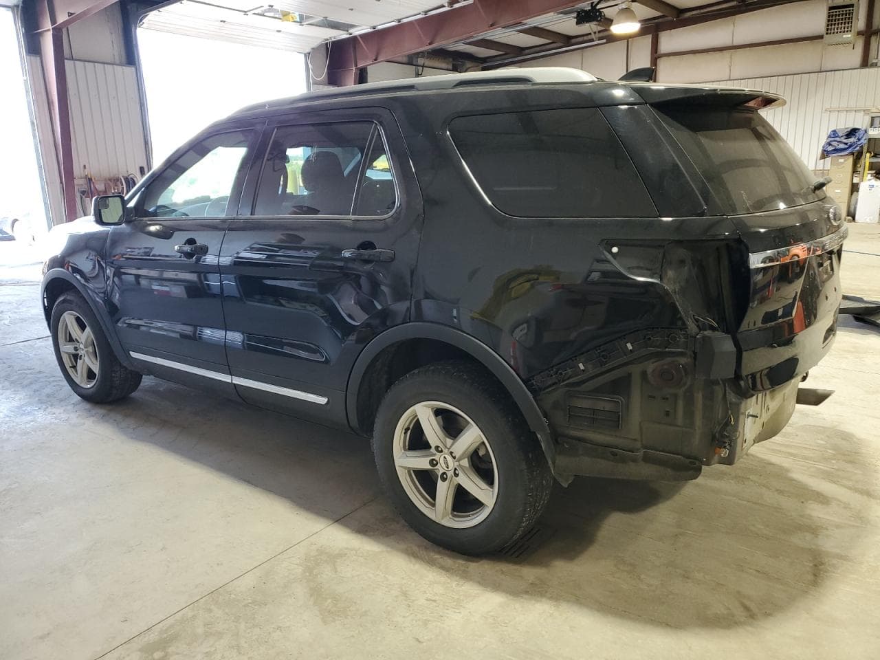 2017 Ford Explorer Xlt - foto 2