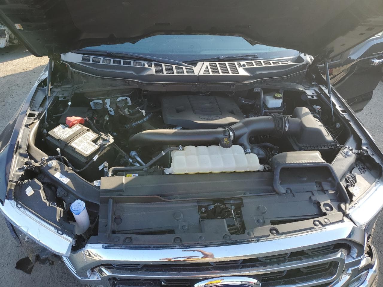 2022 Ford F150 Supercrew - foto 3