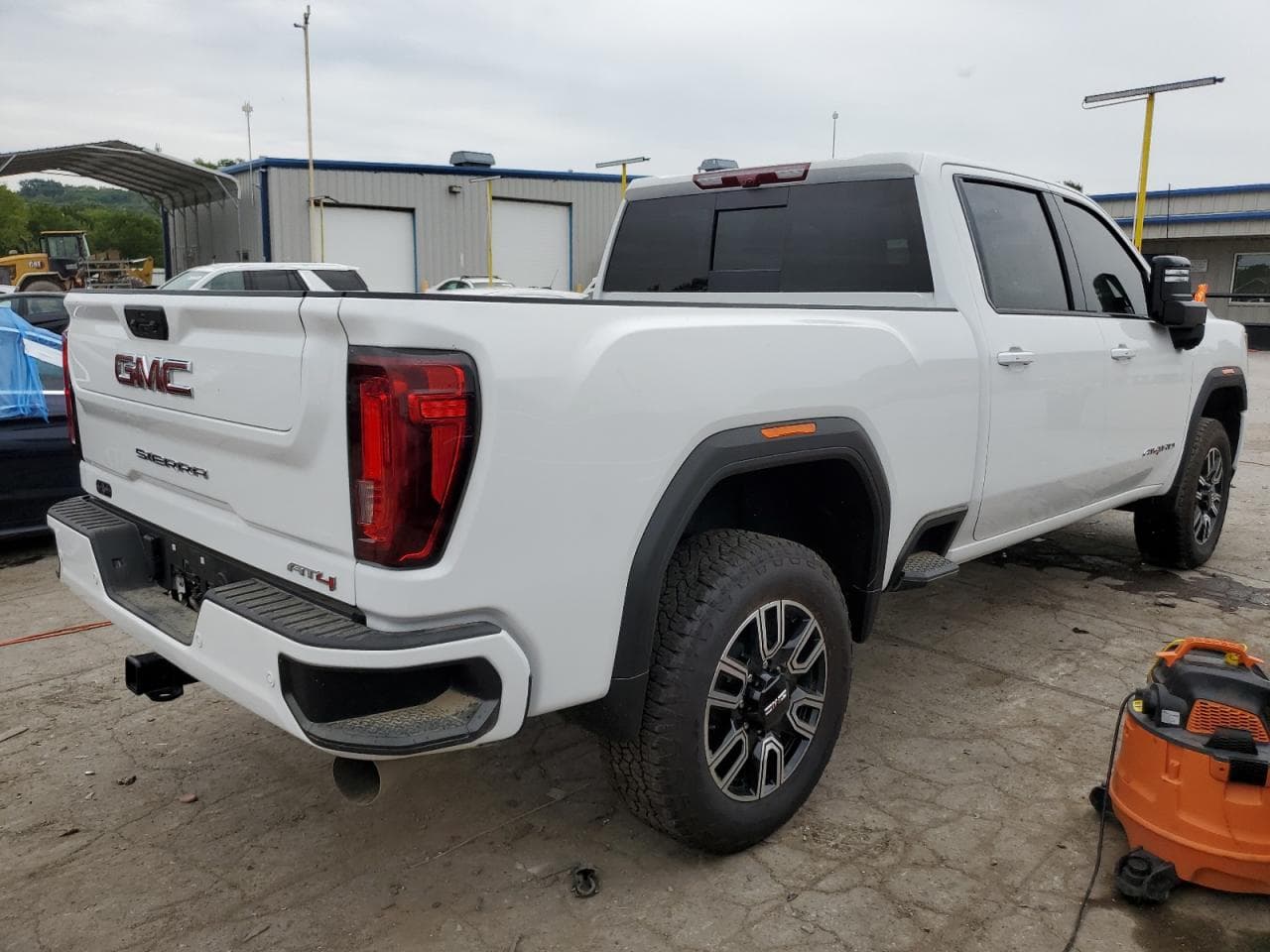 2023 GMC Sierra K2500 At4 - foto 3