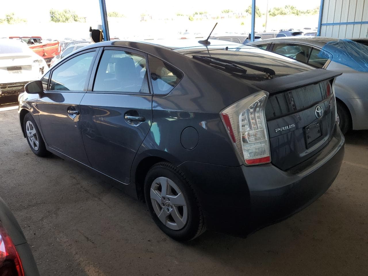 2011 Toyota Prius - foto 2