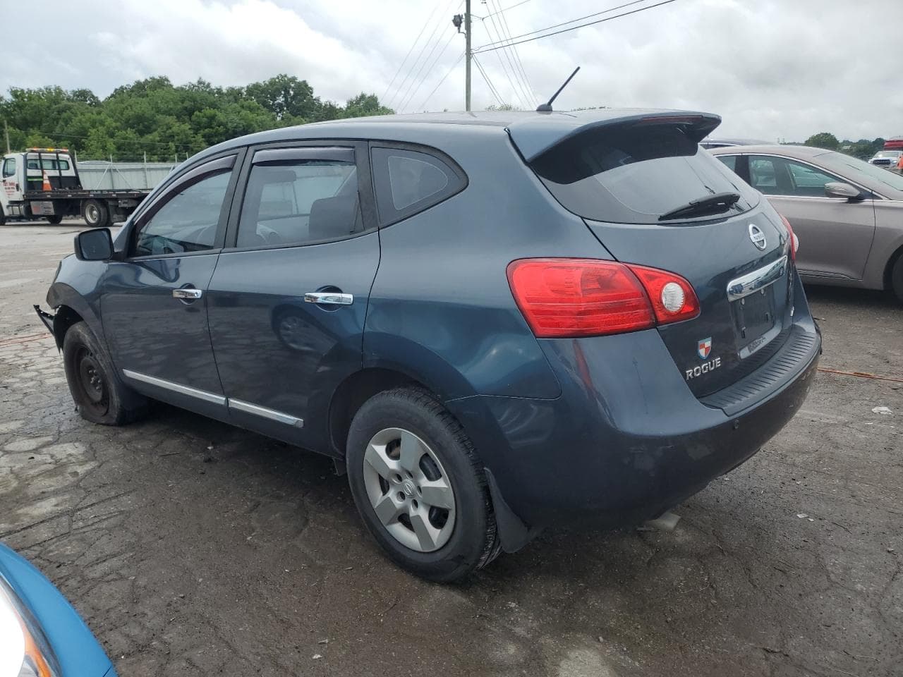 2013 Nissan Rogue S - foto 2